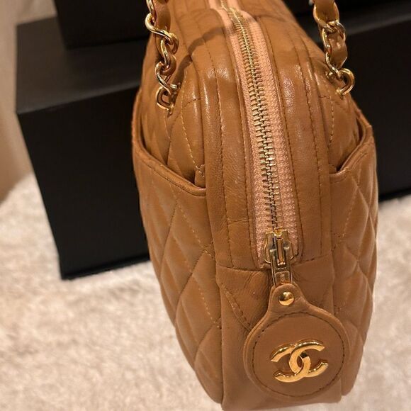 💯% Authentic CHANEL Lambskin Quilted CC Camera Crossbody Shoulder Bag✨ - Picture 7 of 16